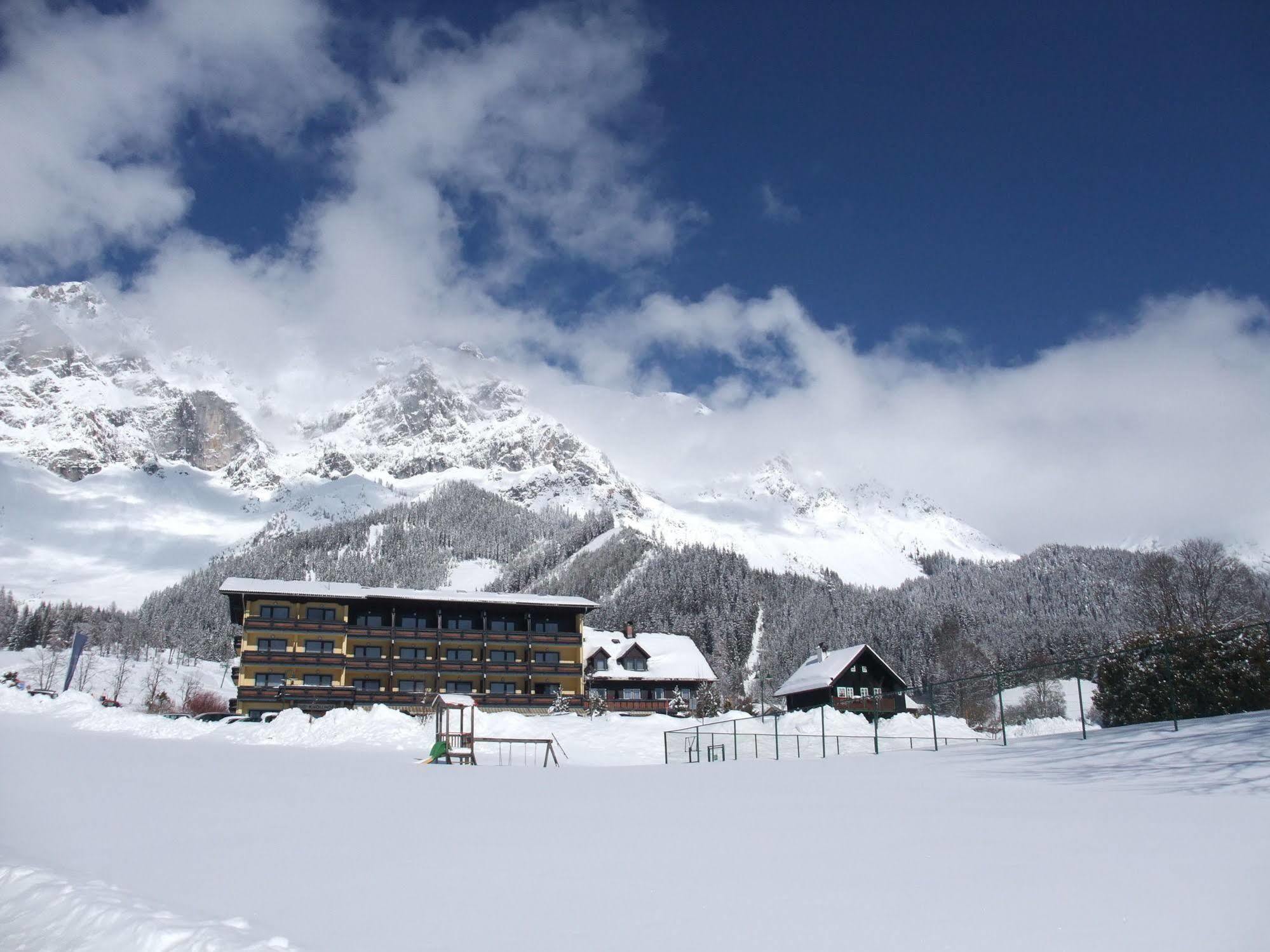 Ferienhotel Knollhof Ramsau am Dachstein Exteriör bild
