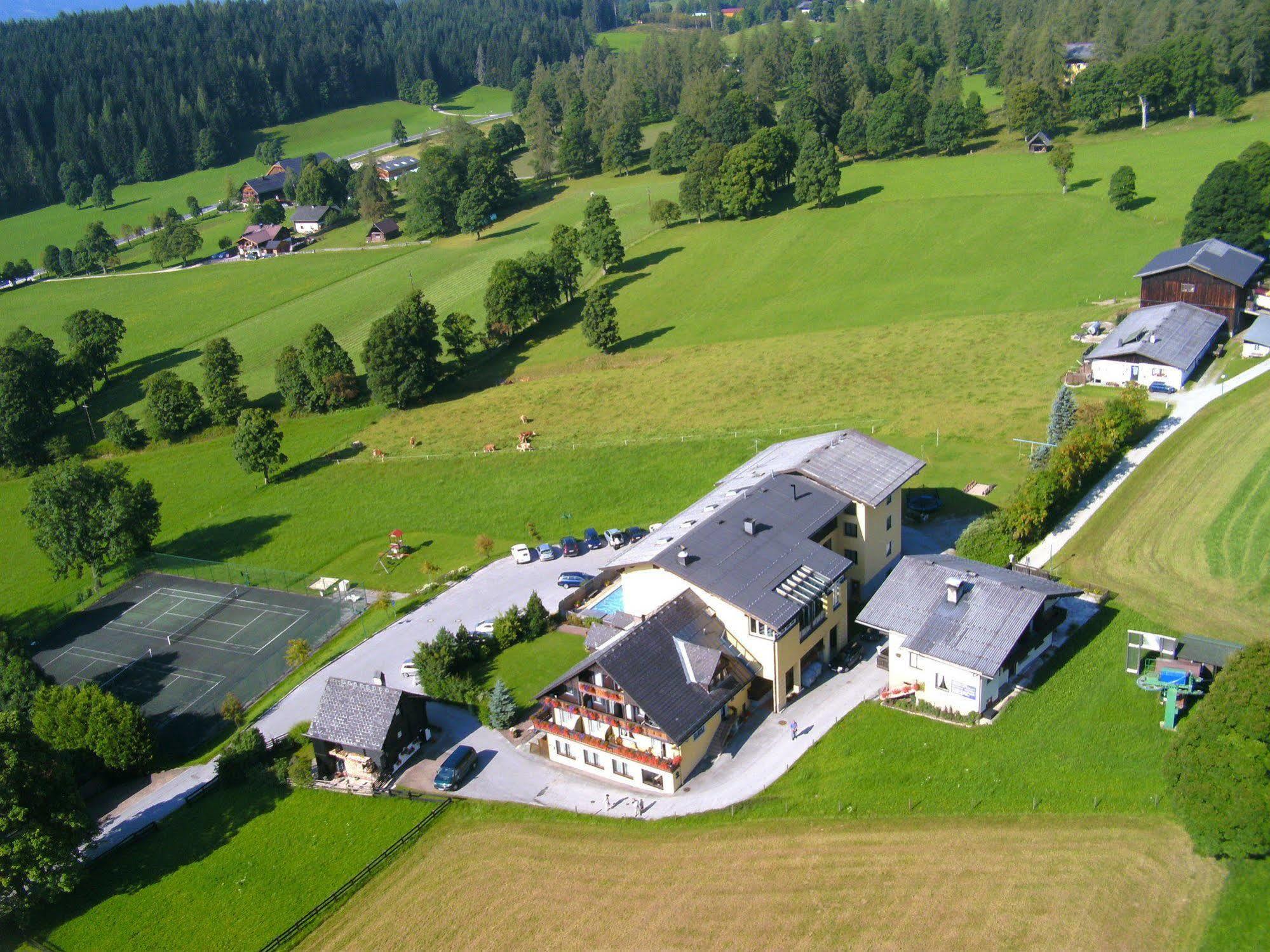 Ferienhotel Knollhof Ramsau am Dachstein Exteriör bild